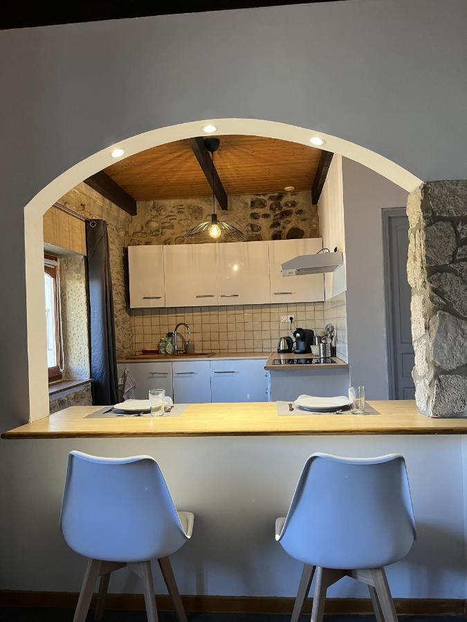 Studio De Charme Au Coeur De Valréas Extérieur photo